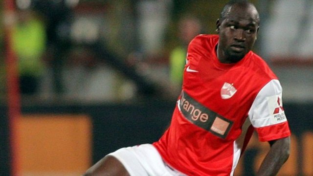 98.FC Dinamo Bucureşti	Romanya	1.239,5