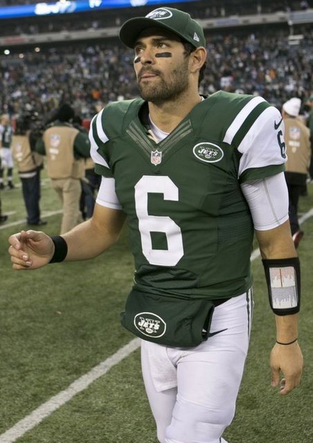 38 Mark Sanchez (Amerikan Futbolu) Toplam Kazanç: 24.2 milyon dolar -