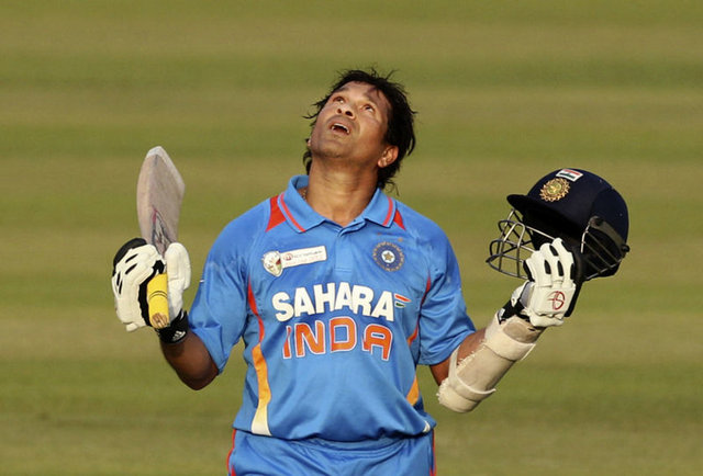 79 Sachin Tendulkar (Kriket)Toplam Kazanç: 18.6 milyon dolar -