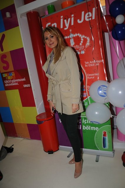 EBRU KADAYIFÇIOĞLU