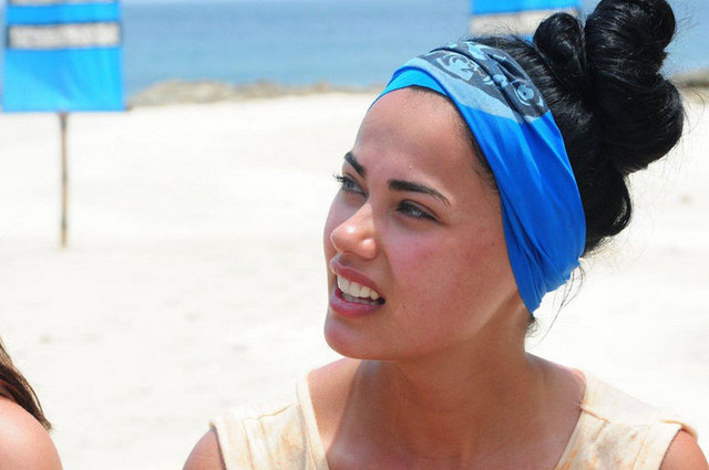 Survivor 'un bu haftaki bölümünde "Yerli Adriana" Fatmagül Fakı gözyaşlarına boğuluyor.