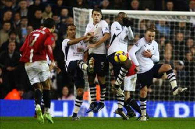 Manchester United-Everton: 4-2   2006-2007 sezonunda Manchester United, Everton karşısında inanılmaz bir maç çıkardı. 2-0 yenik duruma düşen Kırmızı Şeytanlar, son 30 dakikada bulduğu 4 golle üç puanı aldı. -
