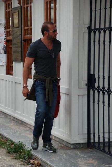 ÖNDER ÖZTARHAN