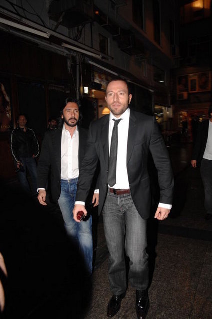 ÖNDER ÖZTARHAN