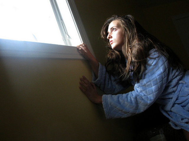 KAPANA KISILMAK VEYA KAYBOLMAK: Önemli bir karar aşamasında kişinin köşeye sıkıştığı anlamına gelir.