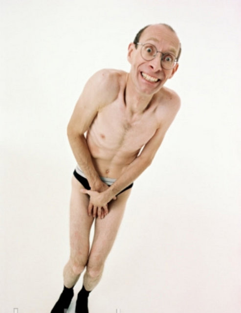 ÇIPLAK KALMAK: Savunmasızlığı simgeler! Kişi kendini yalnız ve korunmaya muhtaç hissetmektedir!