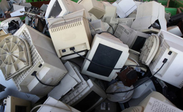 BOZUK VE KIRIK ELEKTRONİK EŞYALAR: Gerçekle bağlantının koptuğuna ve diğer insanlarla iletişim kuramamaya işarettir!