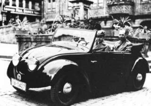 Özel bir fanatik kitlesi oluşan VW Beetle'ın fan klüpleri tüm dünyada geleneksel etkinliklerle biraraya geliyor