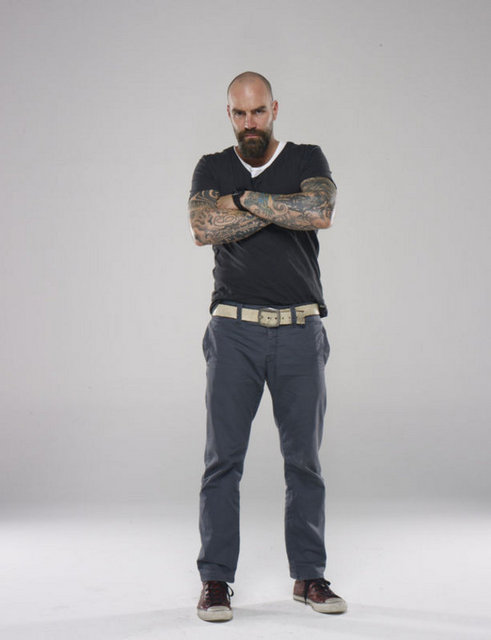 1.95 cm'lik boyundaki Bozok Gören, 95 kilo. Gören aynı zamanda eski bir manken.