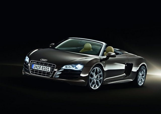 2- Audi R8 Spyder