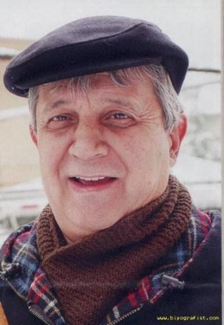 Berber İsmail - Halit Akçatepe - KAYGISIZLAR -  - Kaygısızlar dizisinin unutulmaz karakteri 'Beber İsmail'e Halit Akçatepe can  -  - verdi...