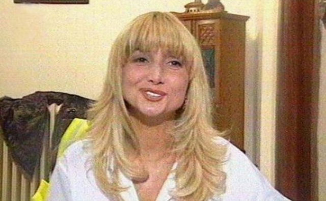 Çılgın Bediş - Yonca Evcimik - ÇILGIN BEDİŞ -  - Gençlerin en çok sevdiği dizi karakterlerinden biri de Yonca Evcimik'in  -  - unutulmaz karakteri Çılgın Bediş...