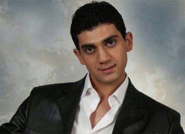 11- Bayhan (Şarkıcı)