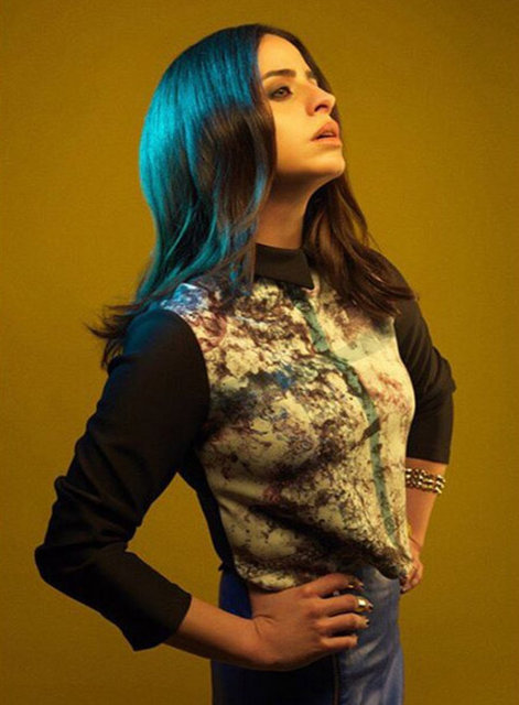 Sempatikliğiyle bilinen ünlü oyuncu, dün akşam saatlerinde paylaştığı fotoğraf ile takipçilerinde şok etkisi yarattı.