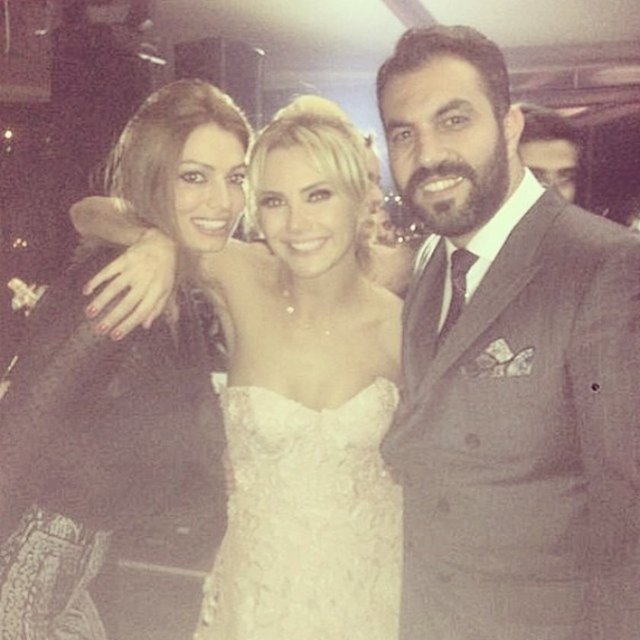 Geceye ait fotoğrafları Instagram hesabından paylaşan Erken, hayranlarından büyük beğeni aldı.