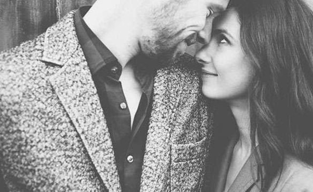 "Bir erkek kadının gözlerine uzun uzun bakıyorsa, emin olun ki diğer yerlerine çoktan bakmıştır."