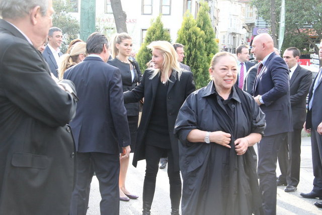 DENİZ, DIANA - FERİT ŞAHENK