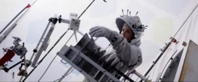 Yerçekimi (Gravity)