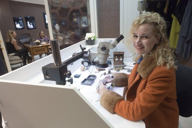 MELİSA KANATLI 
