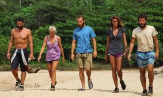 Survivor 2020. Survivor. Survivor in игра. Hung chaos tribes. Survivor 2012.