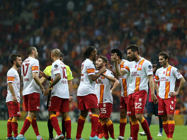 Melo'nun hakeme yaptığı bu hareket şöyle yorumlandı: