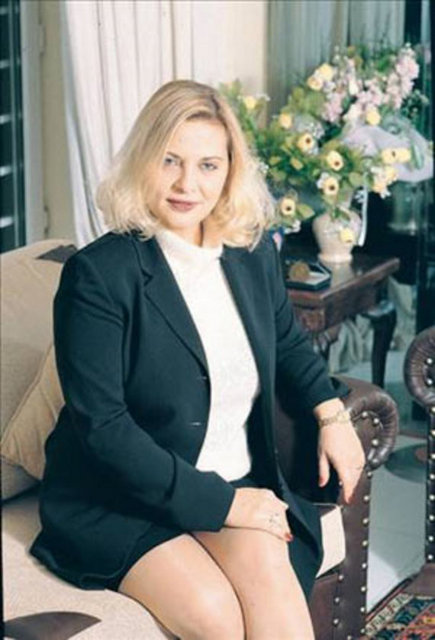 MÜŞERREF AKAY-İÇ ÇAMAŞIRI SATICISI