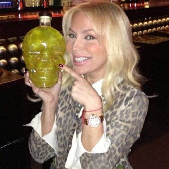 LERZAN MUTLU - Yeni kocam -