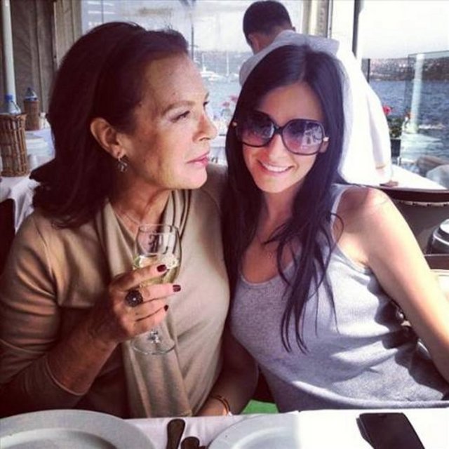 ASLIŞAH ALKOÇLAR-En sevdiklerim