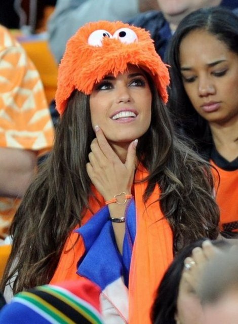 YOLANTHE CABAU