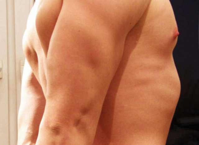 Arka kol kası çalıştırmada ise yöntem biraz daha farklı...