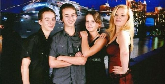 19 yaşındaki Sweeten'in ailesini ziyaret etmek için gittiği Teksas'taki baba evinin verandasında dün sabah kendini vurduğu belirtildi.