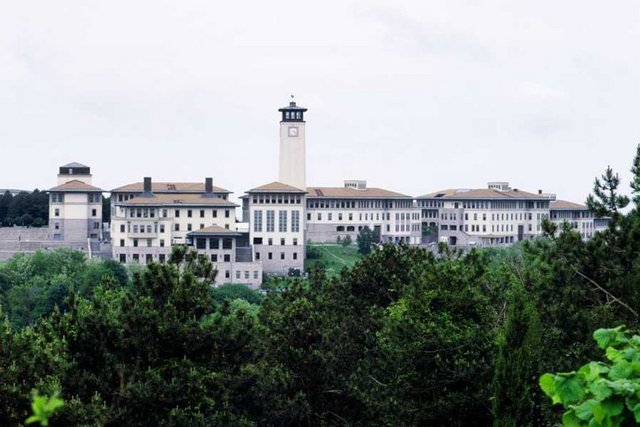 31-Koç Üniversitesi