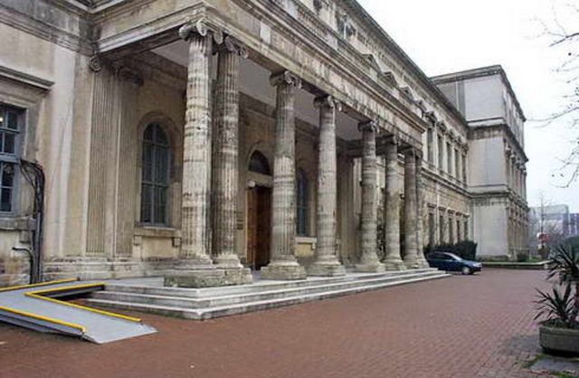 38- İstanbul Teknik Üniversitesi