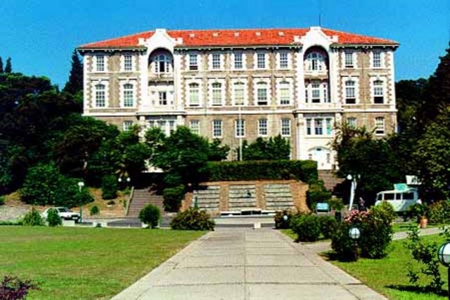 37- Boğaziçi Üniversitesi  -