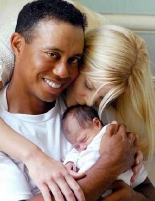 Oysa Wood ile Elin Nordegren'in bir bebeği vardı.