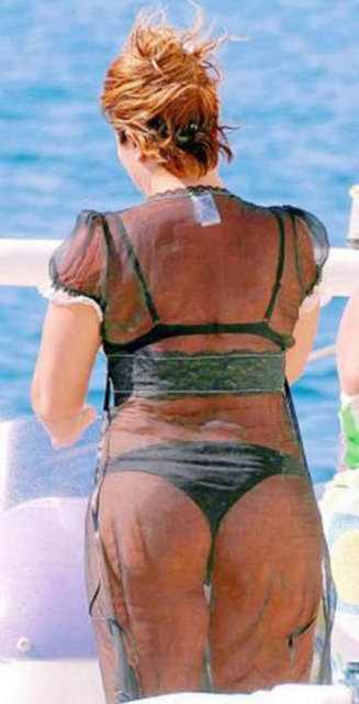 Sibel Can'ın tangalı fotoğrafı