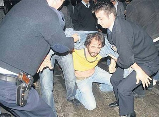 Timuçin Esen'in aşırı alkolden yürüyememesi