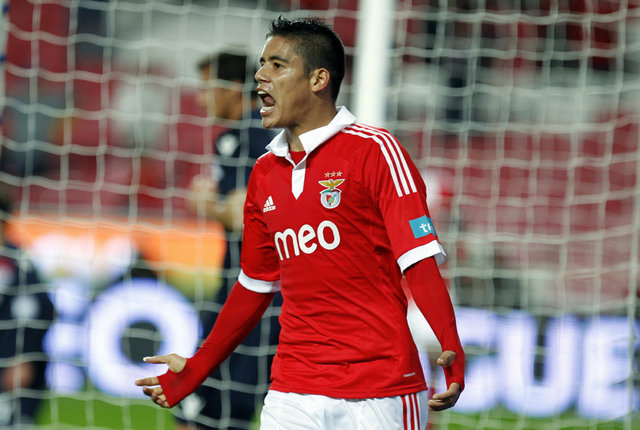 - Geride kalan sezonda UEFA Şampiyonlar Ligi çeyrek finalinde Chelsea'ye elenen Benfica, iki sezon önce ezeli rakibi Porto'ya UEFA Avrupa Ligi yarı finalinde boyun eğdi.