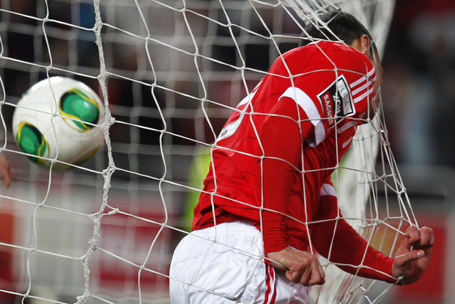 Benfica, Avrupa Şampiyon Kulüpler Kupası'nı iki kez kazanarak önemli başarılar elde etti. Kadrosunda efsane futbolcu Eusebio'yu bulundurduğu yıllarda, 1960-61 ve 1961-62 sezonlarında üst üste Şampiyon Kulüpler Kupası'nı müzesine götüren ekip, daha sonra UEFA organizasyonlarında kupa kaldıramadı.