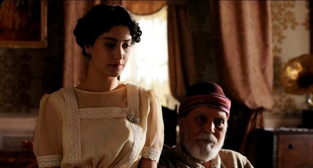 Tardu Flordun, Furkan Palalı ve Tuğçe Kazaz'ın da kadrosunda yer aldığı dizi Makedonya'da çekiliyordu.