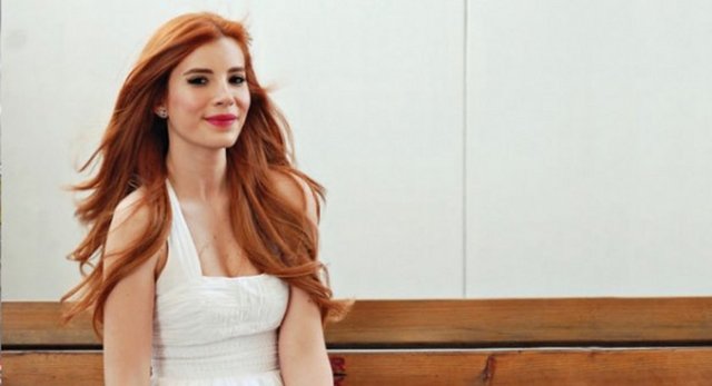 Kutsi'yi seviyorum, kızımızın analı babalı büyümesi için de mücadele ediyorum" yanıtını verdi.