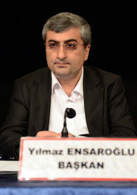 Heyet Başkanı Yılmaz Ensaroğlu, "Komisyonların kimi yerde hakemlik, kimi yerde ara buluculuk, kimi yerde de şahitlik ve benzeri görevler üstlenmiştir" dedi.