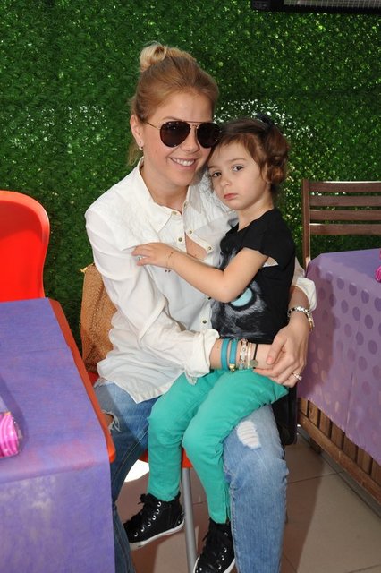 ESRA AŞIK
