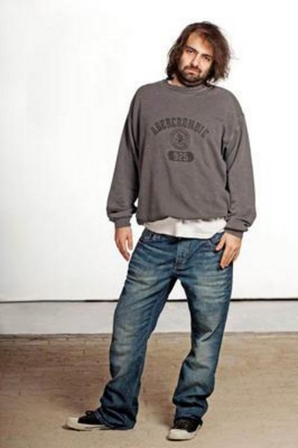 Bartu Küçükçağlayan 1983 doğumlu