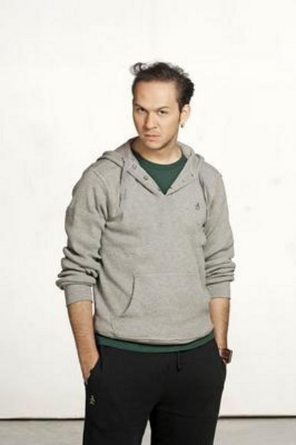 Öner Erkan 1980 doğumlu