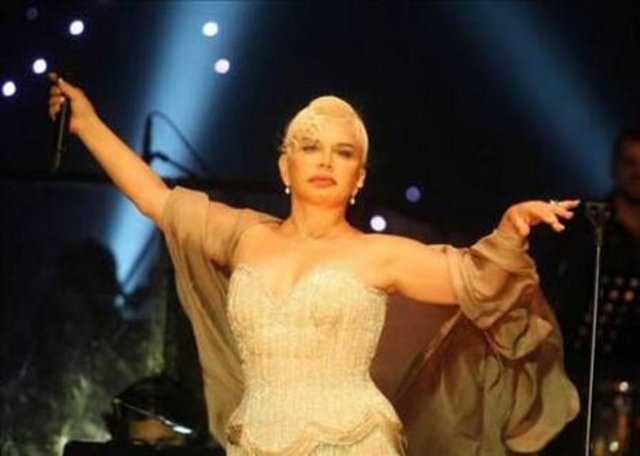 Sezen Aksu 1954 doğumlu