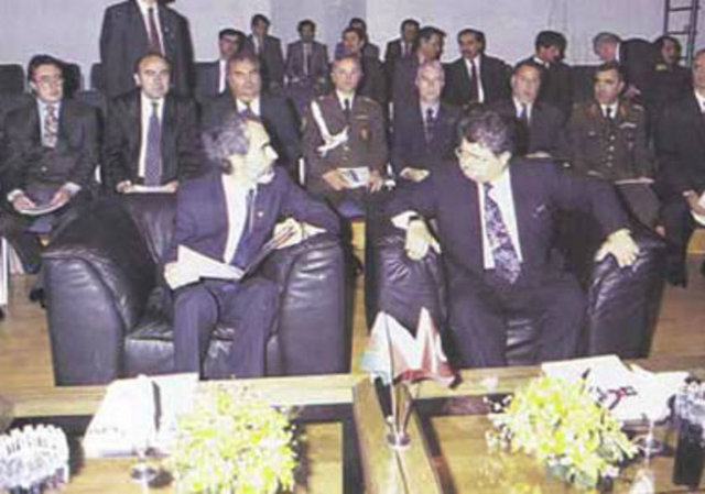 Cumhurbaşkanı Turgut Özal ile Azerbaycan Cumhurbaşkanı Ebülfez Elçibey (13-15 Nisan 1993)