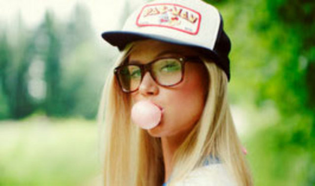 Ağız ve diş sağlığını destekliyor: