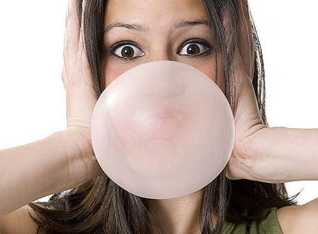 Appetite iştah dergisinde 2002 yılında yayımlanmış bir başka çalışma gösteriyorki sakız çiğnemek bireylerin öğrenme, akılda tutma ve  -  - bilgiye erişme yeteneğini de artırıyor...