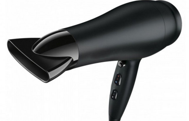 Kuaförde saç kurutucusunun altında uyuyan kadın ve salon sahibi para cezasına çarptırılır - ABD - Florida